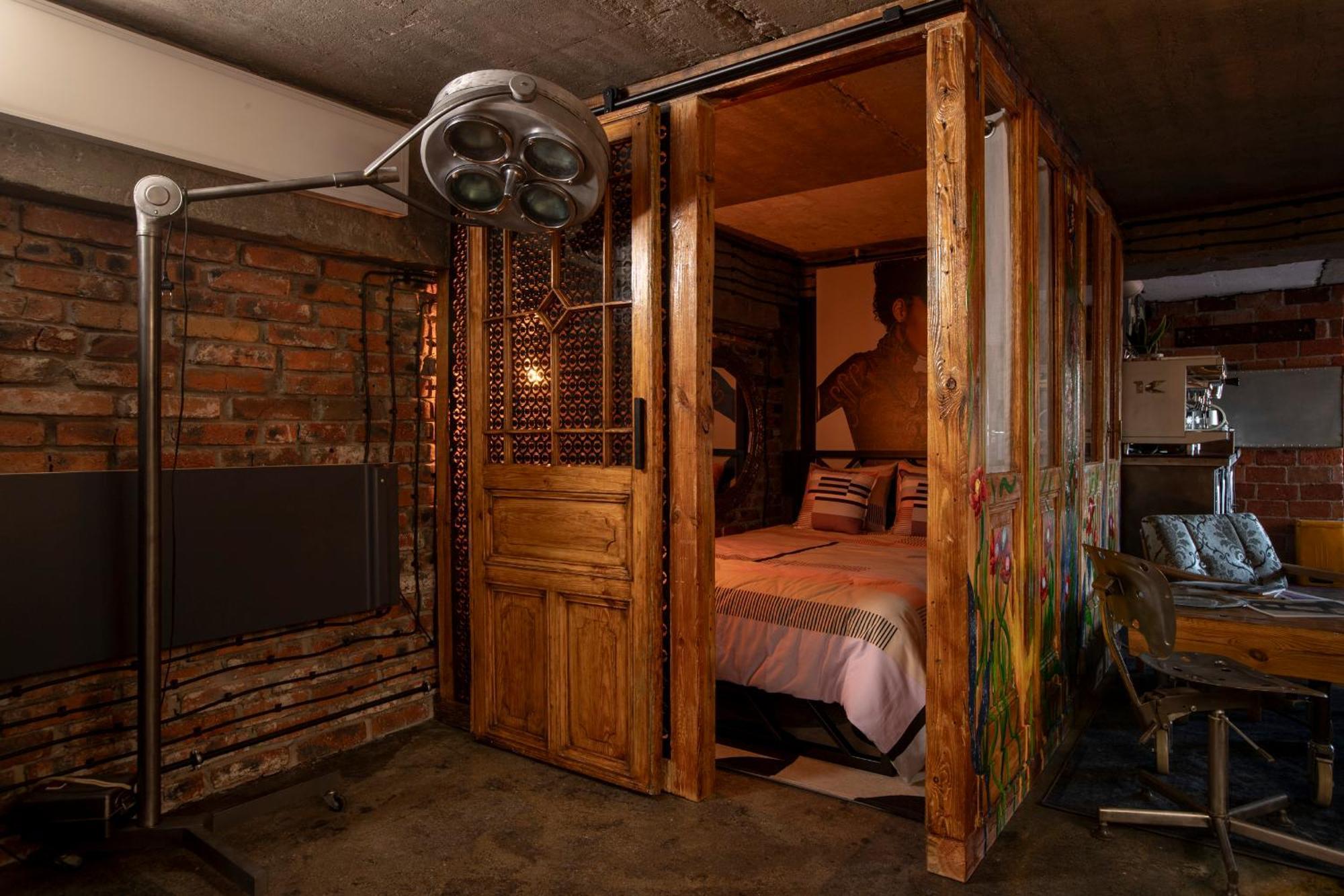 Fabryka Kobra Apartment *
